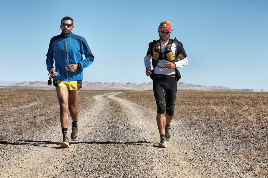 Con Michele en el desierto de Gobi